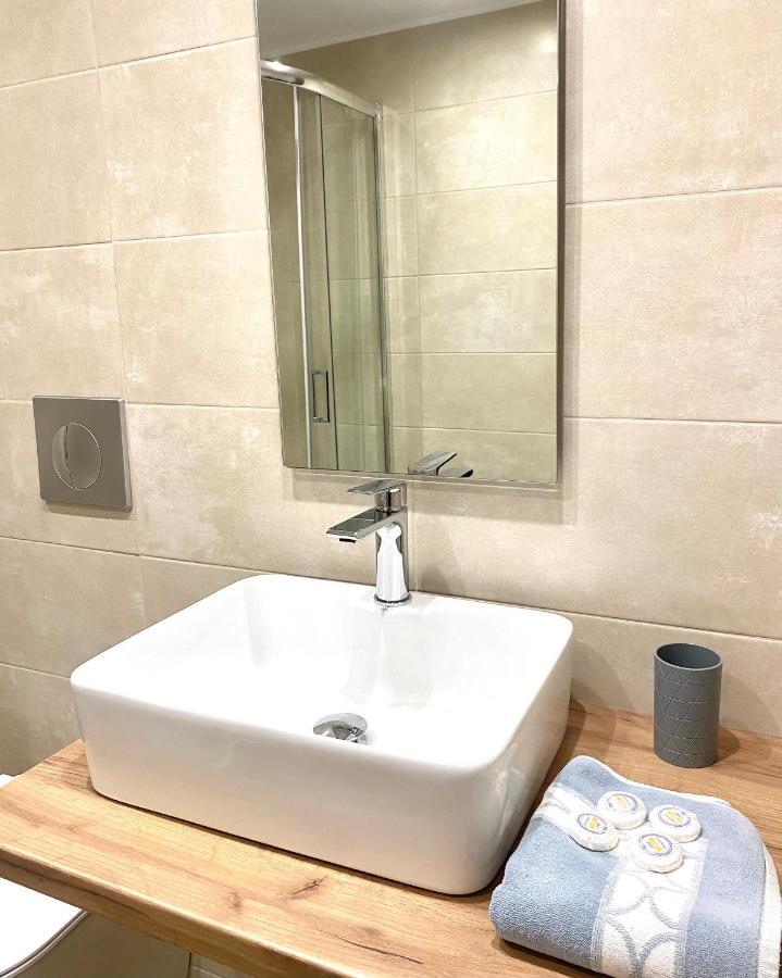 Apartamento Venetia Tsoútsouros Exterior foto
