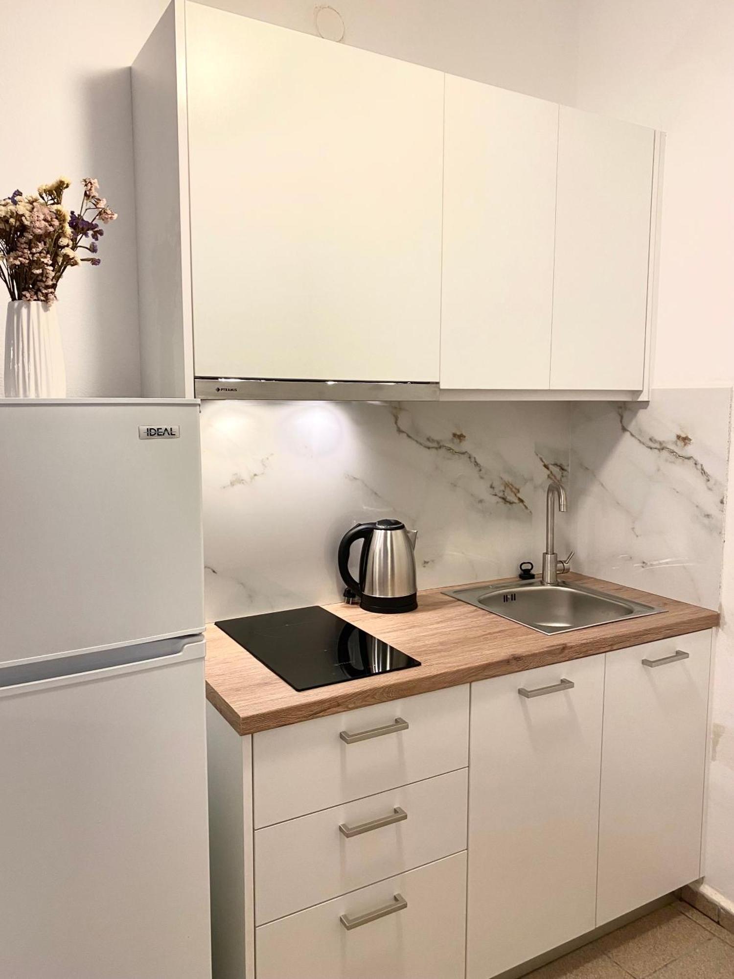 Apartamento Venetia Tsoútsouros Exterior foto